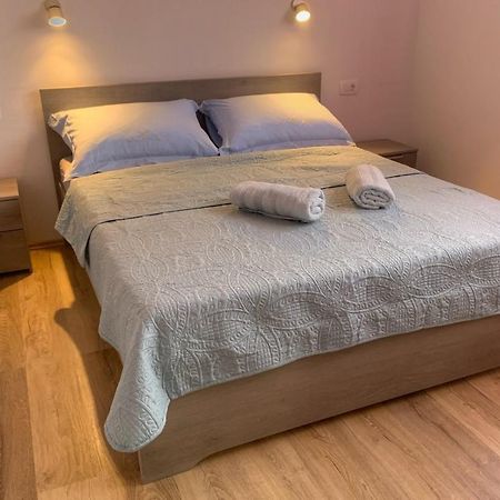 Apartment Lea Mataija Novi Vinodolski Kültér fotó